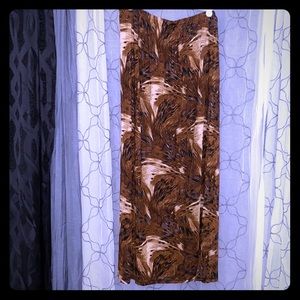 Stretchy waist skirt